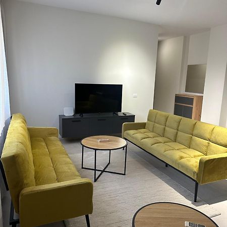 New Bazar - 2 Rooms Apartment ติรานา ภายนอก รูปภาพ